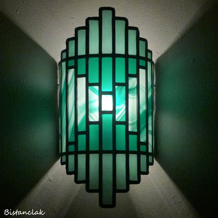 Applique luminaire vitrail vert design art deco