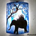Applique murale ballade à dos d'éléphant en bleu