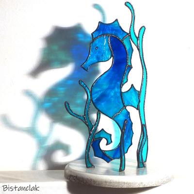 Figurine en vitrail hippocampe bleu