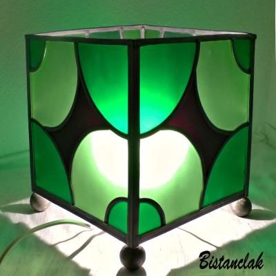 lampe vitrail carré, design Art Déco arc de cercle, verre de couleur vert et rouge