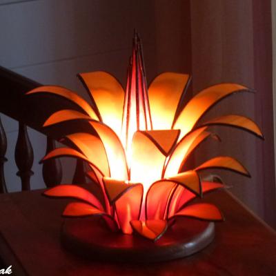 Lampe d'ambiance artisanale fleur jaune orangé
