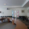 Salle du conseil vitrail bleu blanc rouge