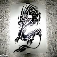 Applique luminaire artisanal noir et blanc au dessin d un dragon