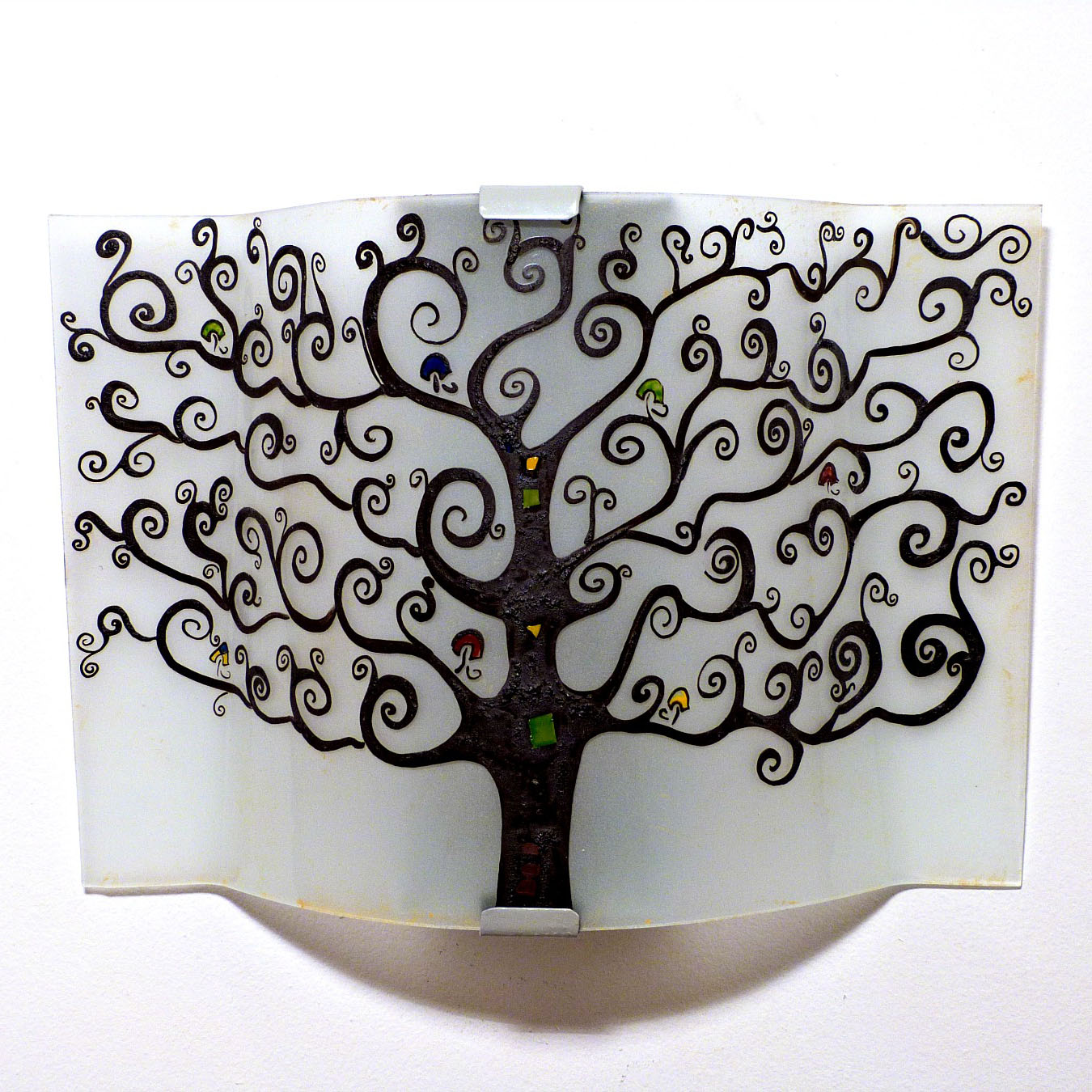 Applique luminaire blanc et noir motif arbre de vie, création artisanale française