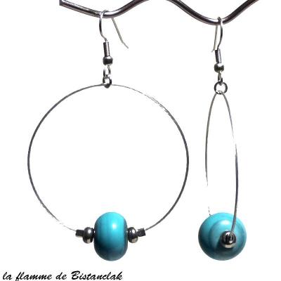 boucles d'oreilles créoles et perles de verre turquoise