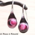 Boucles d oreilles artisanales verre filé rose et noir