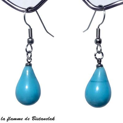 Boucles d oreilles goutte de verre file bleu turquoise opaque vendues en ligne