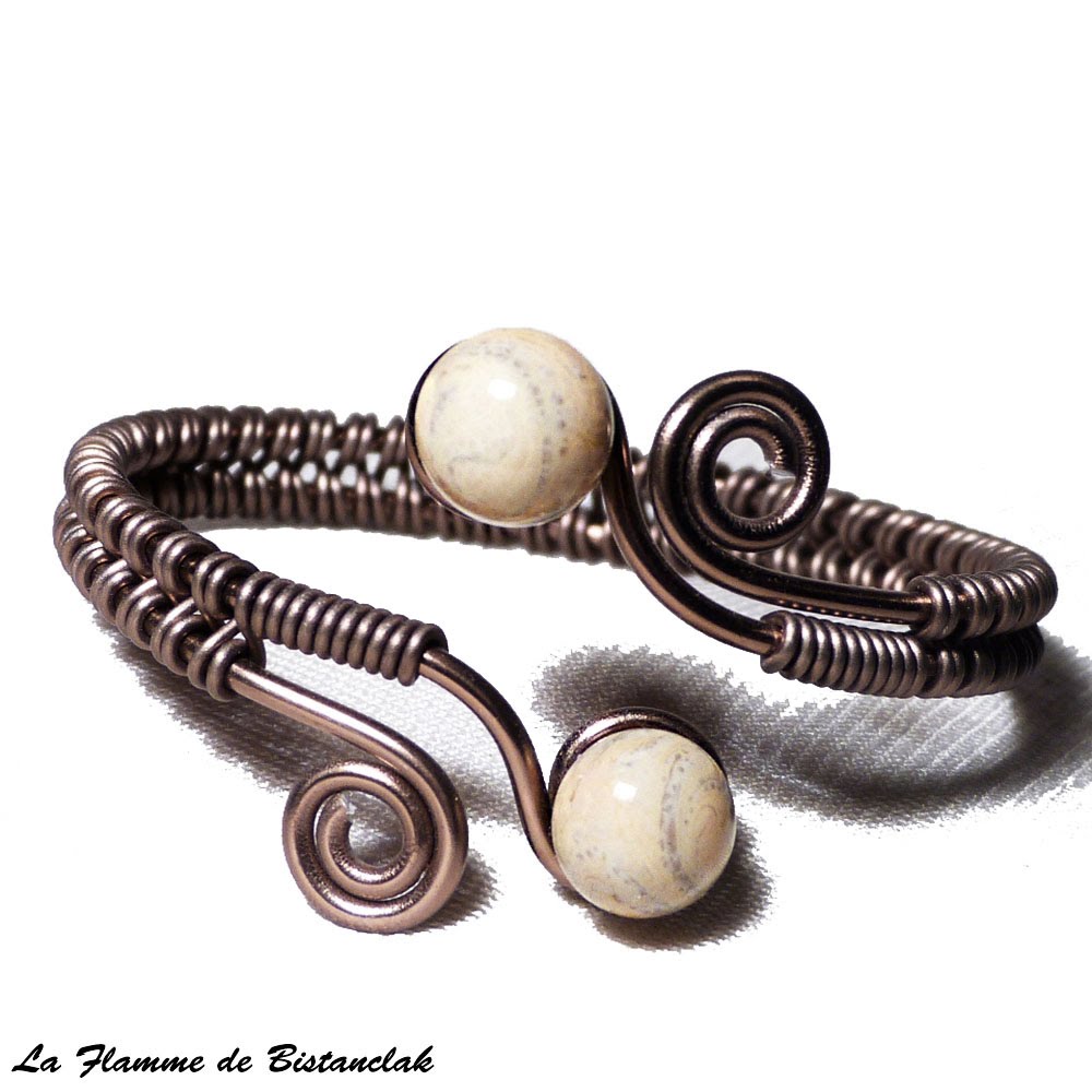 Bracelet artisanal a spirales chocolat perles de verre ivoire craquele gris 4 