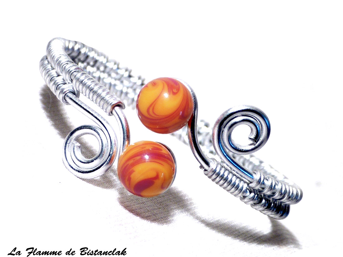 Bracelet spirale argente perles de verre jaune et rouge chamarre