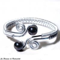 Bracelet spirale argente perles de verre noir metallise 1
