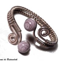 Bracelet tresse a spirales chocolat perles de verre glycine mauve chamarre 2 