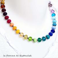 Collier artisanal multicolore pour femme