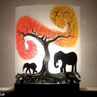 Lampe a poser motif elephant