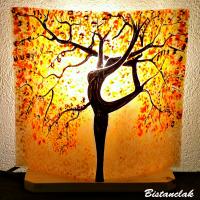 Lampe décorative sable orange motif arbre danseuse