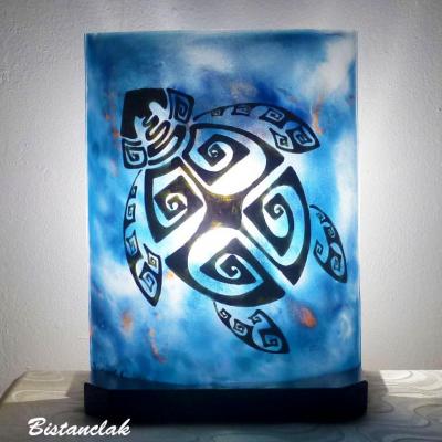 Lampe bleu motif tortue maori