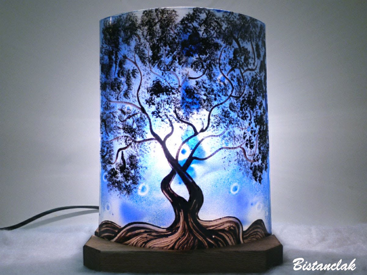 Lampe demi cylindre decorative bleu motif arbre