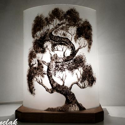Lampe décorative motif bonsaï noir et blanc