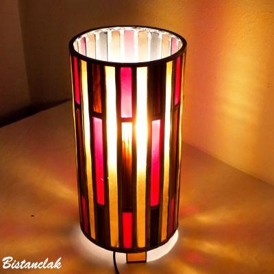 Lampe abat-jour vitrail cylindrique rouge ambre et brun création artisanale