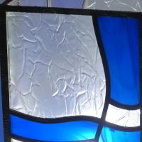 Lampe vitrail vague bleu detail
