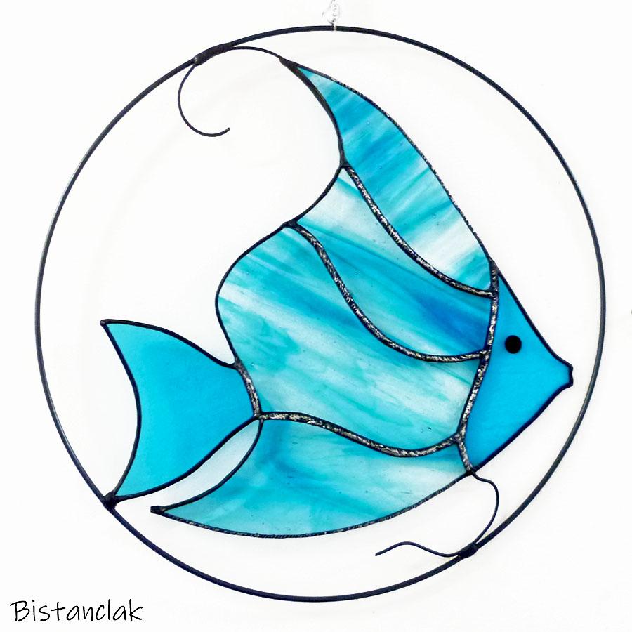 Vitrail decoratif poisson bleu fabrication artisanale francaise